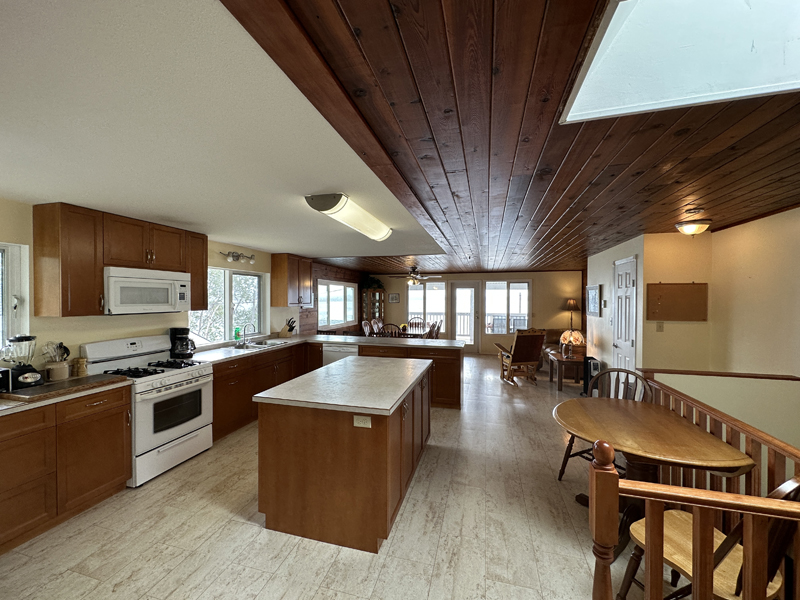 Kitchen and livingroom of the main rental house.